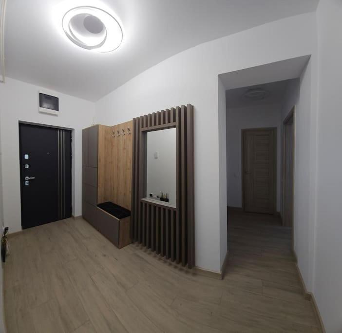 Ewa Green Towers 피테슈티 외부 사진